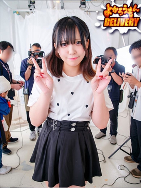 よかろうもんグループ　50分1万円で遊べる もえ　ベロチュー大好き